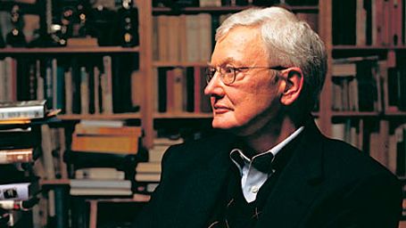 Imagem da notícia Crítico Roger Ebert morre aos 70 anos