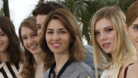 Imagem da notícia Cannes 2013: Emma Watson diz que Harry Potter faz parte do passado