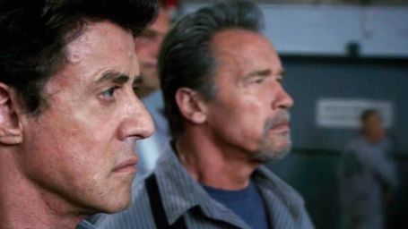 Imagem da notícia Schwarzenegger ajuda Stallone a fugir da prisão no primeiro trailer de Escape Plan