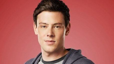 Imagem da notícia Astro de Glee, Cory Monteith é encontrado morto aos 31 anos