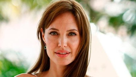 Imagem da notícia Angelina Jolie lidera a lista de atrizes mais bem pagas de Hollywood