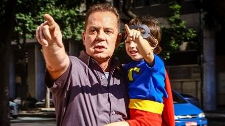 Imagem da notícia Enquete da Semana: Qual é a melhor comédia brasileira lançada em 2013?