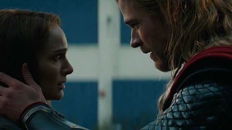 Imagem da notícia Guerra e romance em dois novos clipes de Thor: O Mundo Sombrio