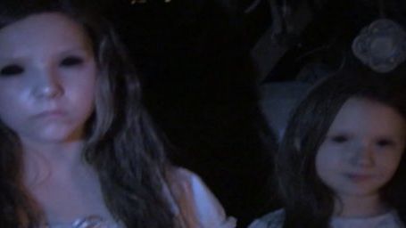 Imagem da notícia Exclusivo - Veja uma cena bem tensa de Atividade Paranormal: Marcados pelo Mal