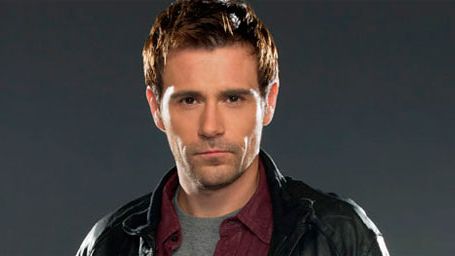 Imagem da notícia Série Constantine define seu protagonista