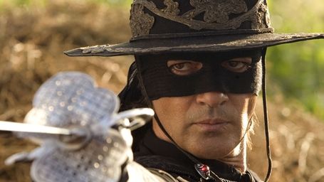 Imagem da notícia Zorro vai ganhar nova franquia de filmes com tom mais sombrio