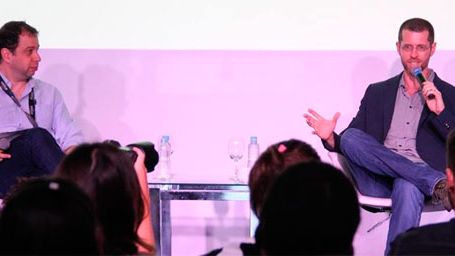 Imagem da notícia Rio Content Market 2014: Criador fala sobre origem, produção, sexo e referências de Game of Thrones