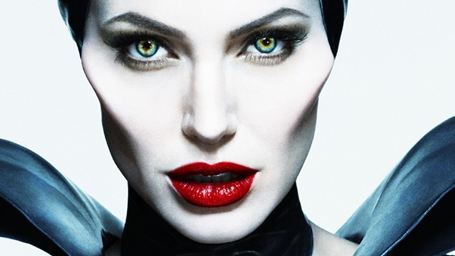Angelina Jolie fala sobre Malévola em making of: "Esperamos mostrar um mundo que você jamais viu"