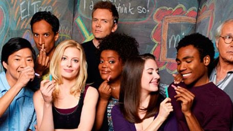 Community cancelada? Roteirista e produtor avisa que série "está morta"