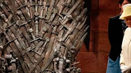 Imagem da notícia Rainha Elizabeth II visita filmagens de Game of Thrones