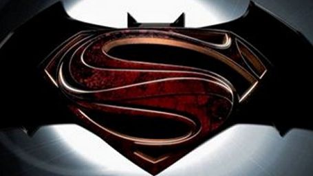Imagem da notícia Batman V Superman: Dawn of Justice tem estreia antecipada