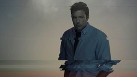 Imagem da notícia Exclusivo: Veja cartaz animado de Garota Exemplar, suspense de David Fincher estrelado por Ben Affleck