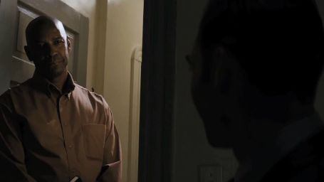 Imagem da notícia Exclusivo: Cena de O Protetor, com Denzel Washington, mostra encontro “estranho” entre personagens