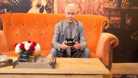 Imagem da notícia Conversamos com James Michael Tyler, o Gunther de Friends, em pleno Central Perk!