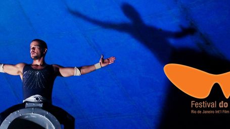 Imagem da notícia Sangue Azul, de Lírio Ferreira, fica com o troféu Redentor do Festival do Rio. Conheça todos os premiados