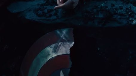 Imagem da notícia Enquete da Semana: E a grande surpresa do trailer de Os Vingadores 2 foi...