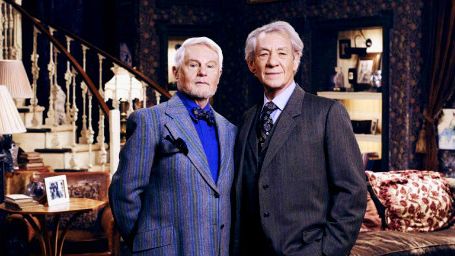Imagem da notícia Vicious: PBS anuncia segunda temporada da ambiciosa série estrelada por Derek Jacobi e Ian McKellen