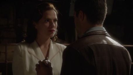 Agent Carter: Novo teaser destaca encontro de Peggy com Howard Stark e o mordomo Jarvis