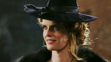 Imagem da notícia Once Upon a Time: Atriz que interpreta a Bruxa Má do Oeste na série virá ao Brasil em dezembro