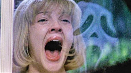 Imagem da notícia Scream vai recriar a famosa cena da morte de Drew Barrymore em Pânico