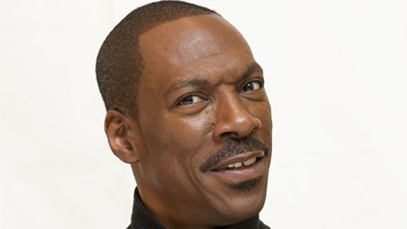 Imagem da notícia Eddie Murphy ainda aguarda o roteiro ideal para Um Tira da Pesada 4