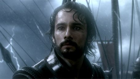 Imagem da notícia "É uma responsabilidade do tamanho do mundo", diz Rodrigo Santoro sobre interpretar Jesus Cristo