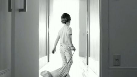 Imagem da notícia Semelhança entre nova minissérie global e filme de Lars Von Trier chama a atenção dos espectadores