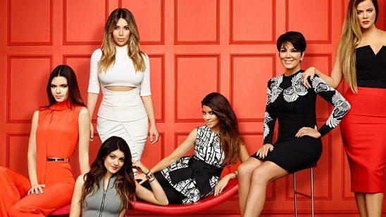 Imagem da notícia Canal E! garante pelo menos mais três temporadas do Keeping Up With The Kardashians