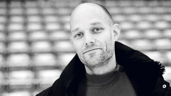 Imagem da notícia Exclusivo: Diretor de Blind fala sobre o filme sucesso de crítica e novo longa, com Jesse Eisenberg