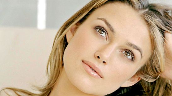 Nossa querida Keira Knightley faz 30 anos hoje!