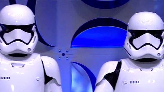 Imagem da notícia Star Wars - O Despertar da Força: Os melhores momentos do painel do filme na Star Wars Celebration