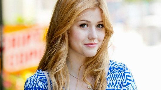 Imagem da notícia Shadowhunters: Katherine McNamara é a protagonista da nova adaptação de Instrumentos Mortais