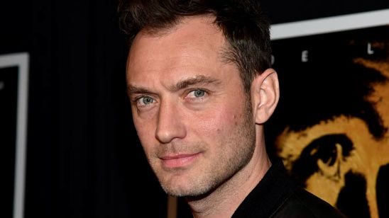 Imagem da notícia Jude Law dará vida ao Papa Pio XIII em série do diretor de A Grande Beleza 