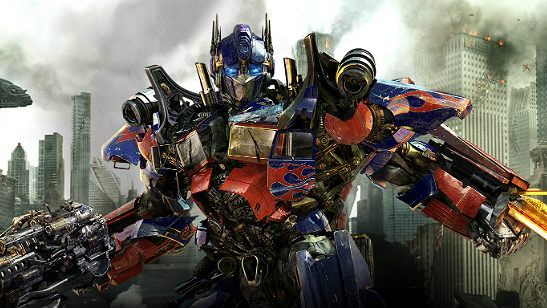 Transformers pode ganhar história de origem e novo filme dirigido por Michael Bay
