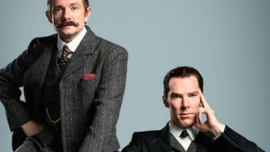 Sherlock e Dr. Watson estão cheios de estilo em imagem oficial do episódio especial da série