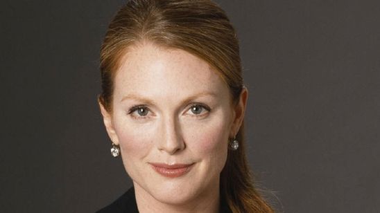 Imagem da notícia Julianne Moore desiste de estrelar filme sobre jornalista farsante da década de 1990
