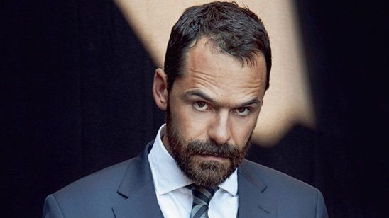 Imagem da notícia Legends of Tomorrow encontra seu Vandal Savage