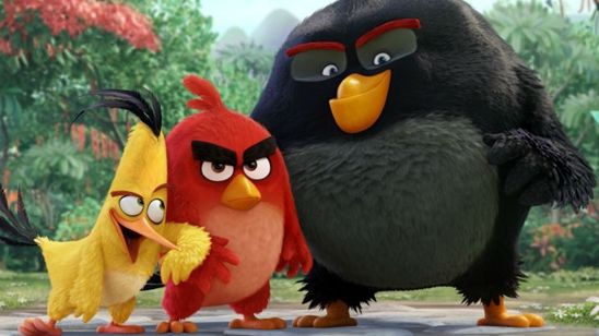 Imagem da notícia Josh Gad diz que adaptação cinematográfica de Angry Birds está engraçada, inteligente e muito bonita