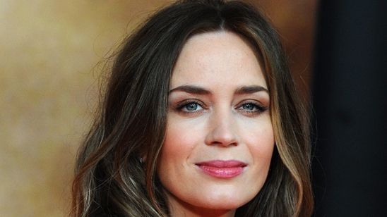 Imagem da notícia Rumor: Emily Blunt é a favorita da Disney para novo Mary Poppins