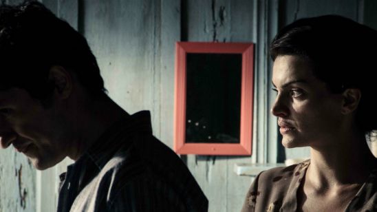 Imagem da notícia Festival de Brasília 2015: Três homens usam o sexo e a vingança para lidar com a perda