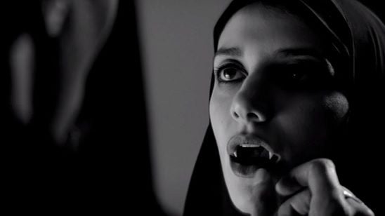 Imagem da notícia Vampira iraniana encontra o amor em Garota Sombria Caminha Pela Noite - veja o trailer!