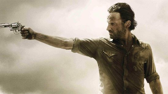 Imagem da notícia Fã de The Walking Dead mata amigo após confundi-lo com zumbi