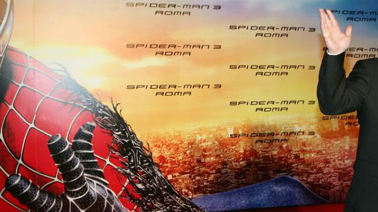 Imagem da notícia Sam Raimi confessa que "errou" em Homem-Aranha 3 e diz que adoraria nova chance na Marvel
