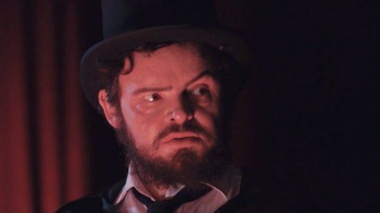 Imagem da notícia Exclusivo: Vídeo mostra as várias fases de Matheus Nachtergaele como Zé do Caixão