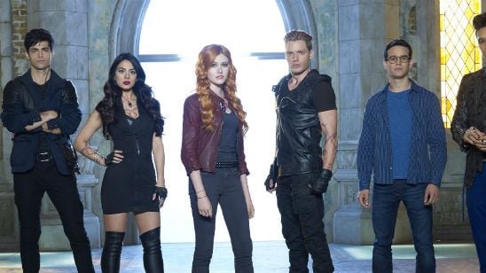 Imagem da notícia Shadowhunters já tem data de estreia no Brasil