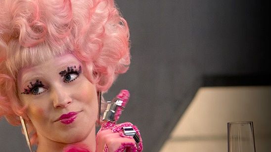 Imagem da notícia Elizabeth Banks revela que surpreendente cena de Jogos Vorazes: A Esperança - O Final não estava no roteiro