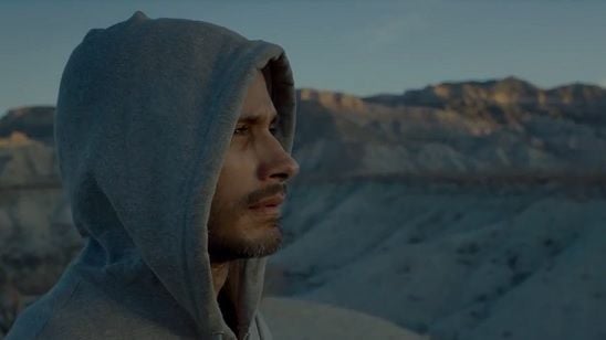 Imagem da notícia Gael García Bernal tenta invadir os Estados Unidos e se dá mal no trailer de Desierto, terror dirigido por Jonás Cuarón