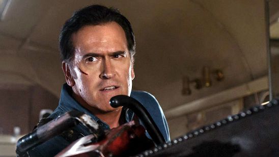 Imagem da notícia Ash vs. Evil Dead prestou homenagem a Wes Craven e A Hora do Pesadelo e você nem viu — vem ver!