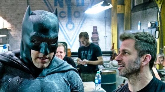 Imagem da notícia Ben Affleck revela que Zack Snyder o inspirou a cogitar dirigir filmes de super-heróis