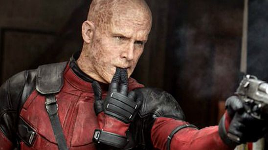 Imagem da notícia Deadpool volta a mostrar como é bizarro sem máscara